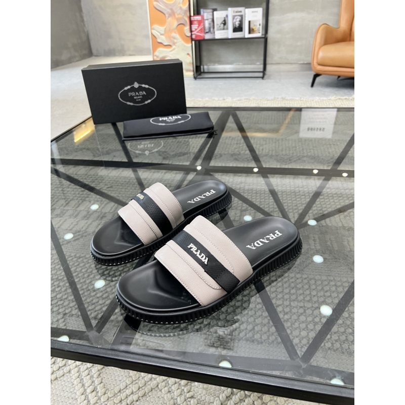 Pra*a slippers